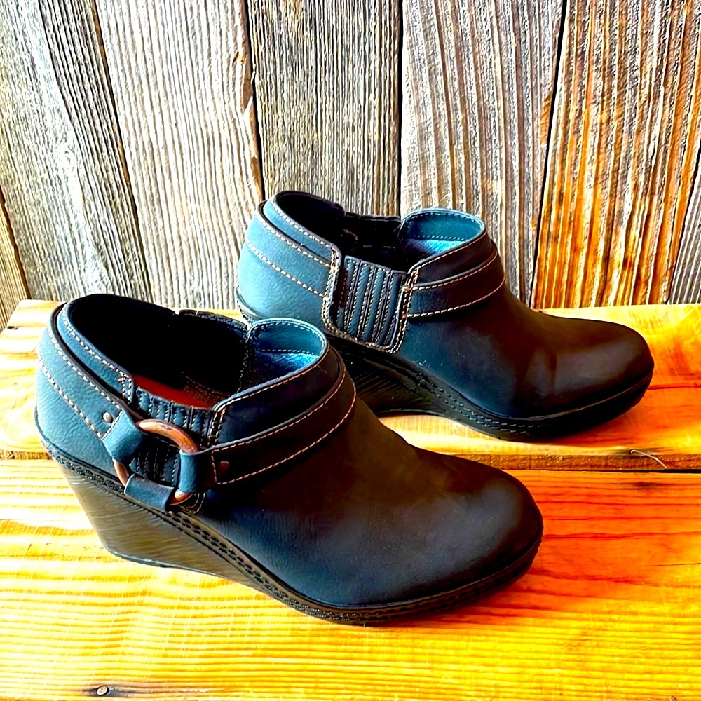 Dr Scholls Suede Wedge Ankle Boot with faux buckle